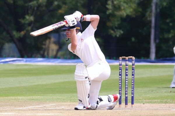 Beginner Cricket Batting Habits for Stronger Game Control