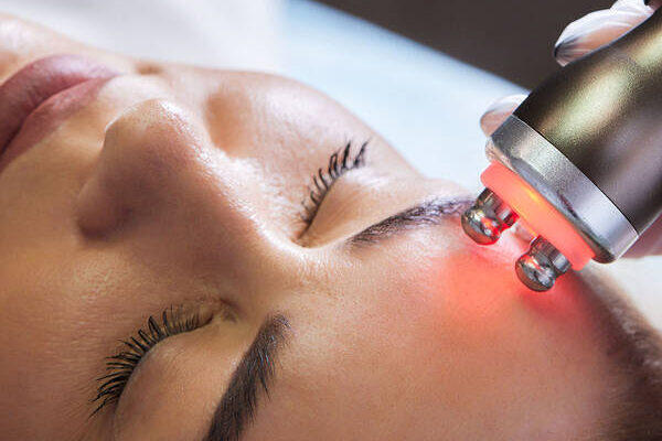 Radio Frequency Skin Tightening Devices: A Modern Approach to Firmer-Looking Skin