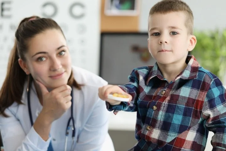 Rickets Symptoms: Bone Deformity and Growth Signs in Children